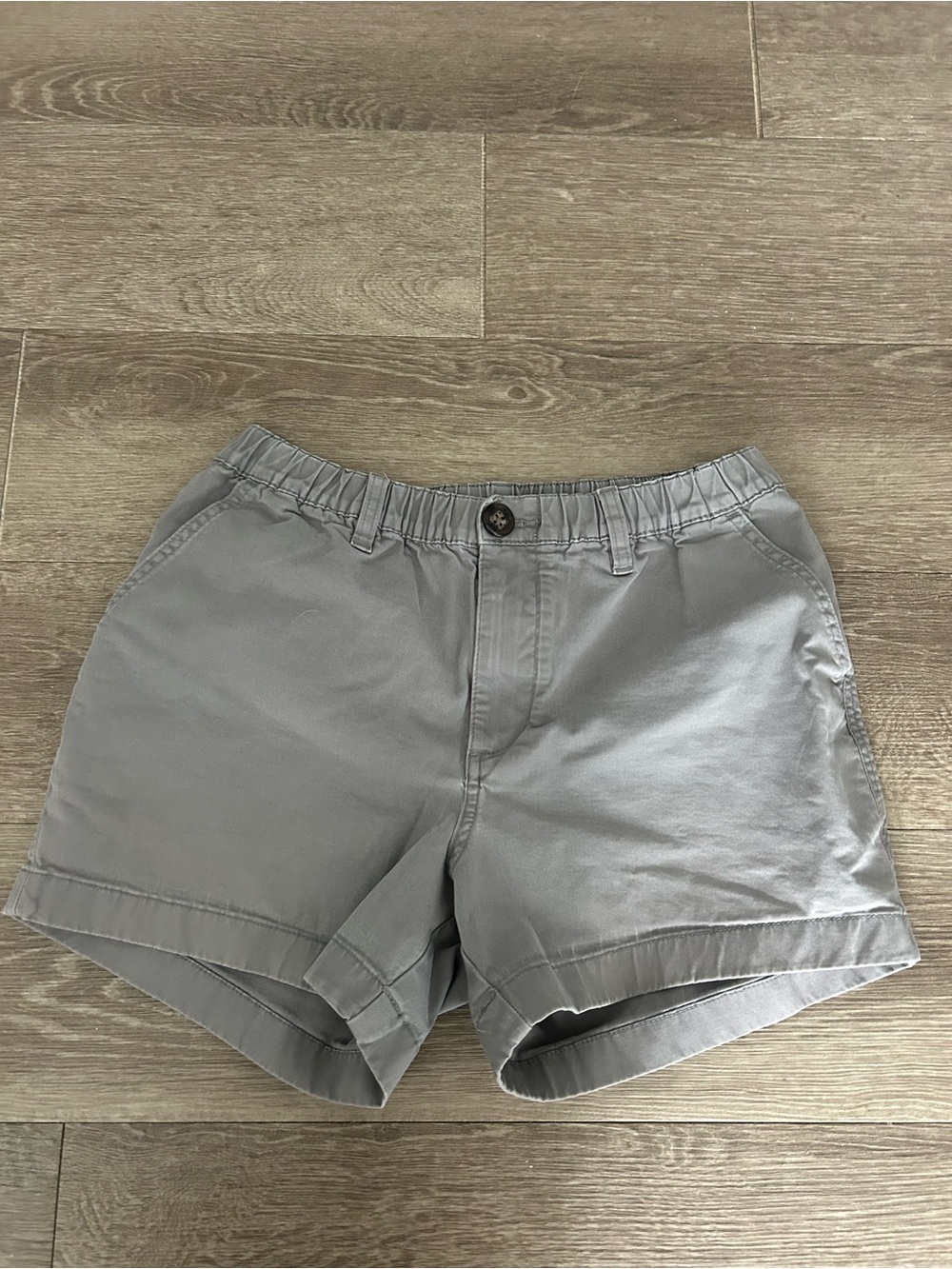 chubbies Men's Gray Chino Casual Shorts 4”